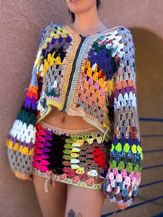 Scrap yarn granny set